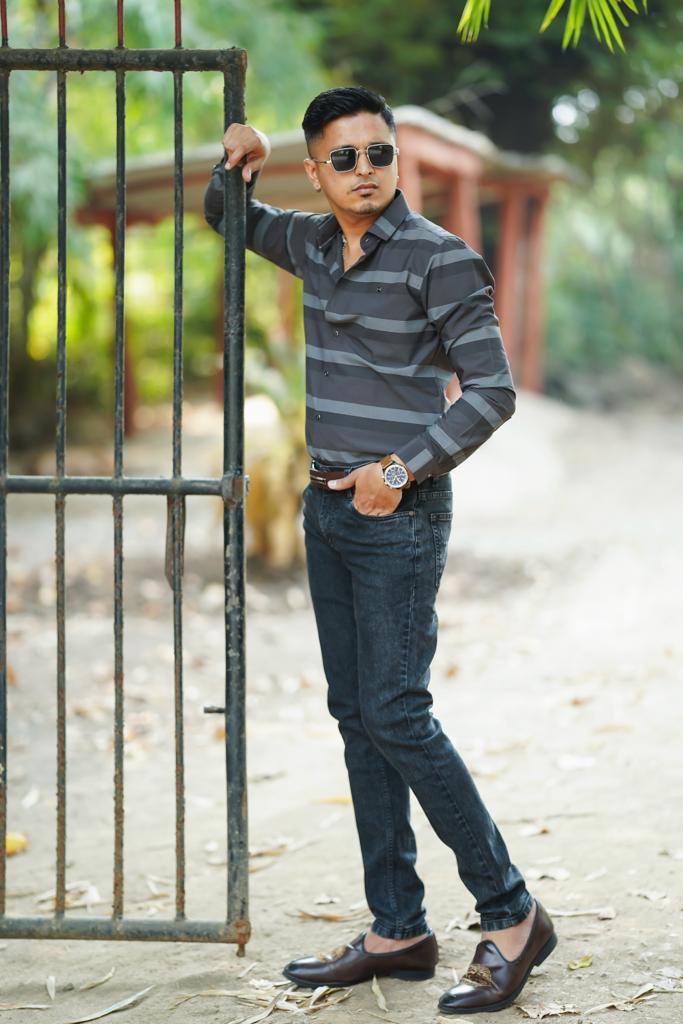 Dark Grey Stretchable Washed Tapered jeans--005