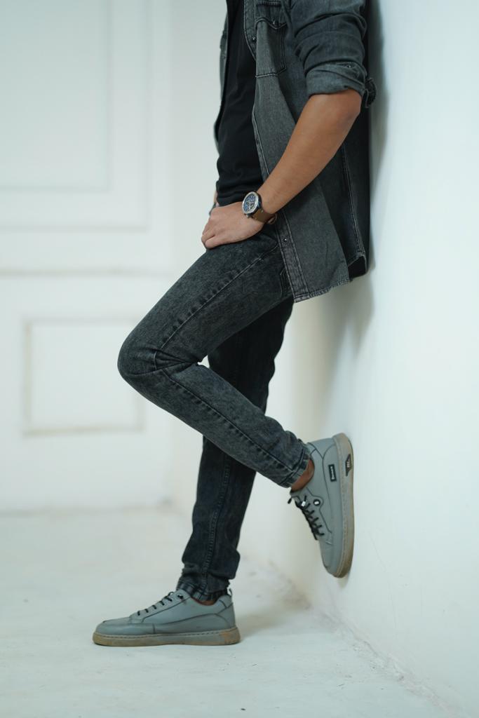 Stretchable Washed Tapered Black Grey finish Jeans--002